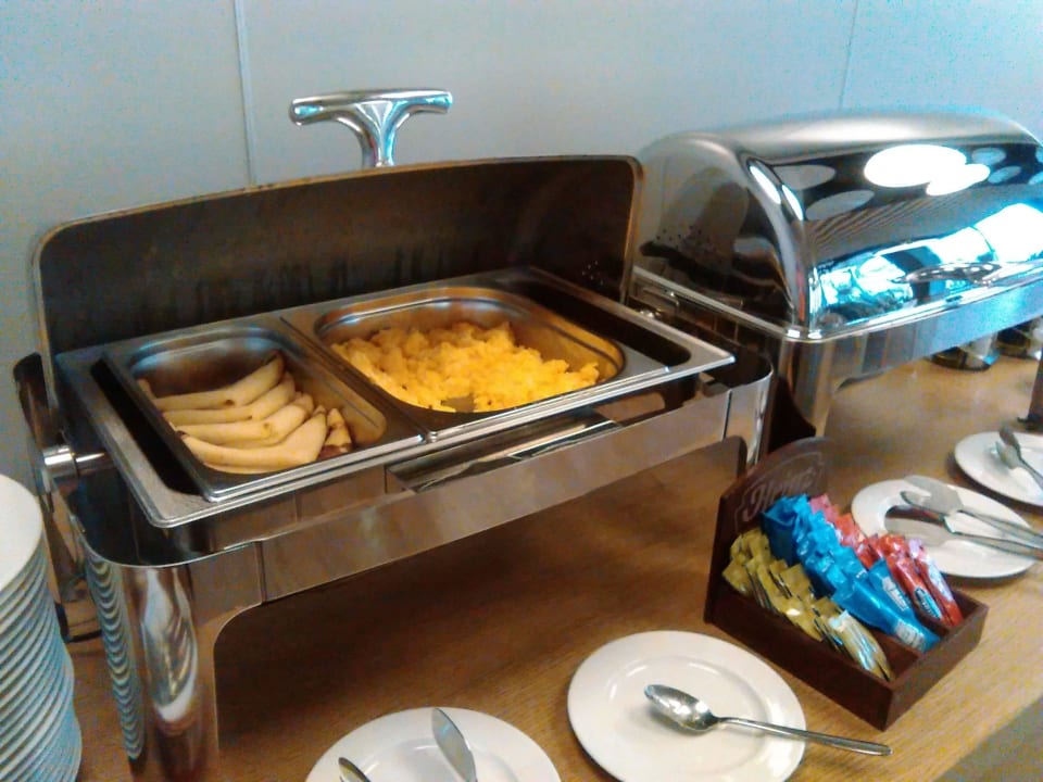 Frühstückbuffet Hotel Navigator