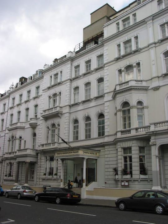 Hoteleingang Hotel Thistle Kensington Gardens / Palace