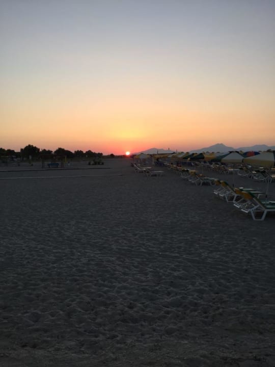 Strand Sentido More Meni Residence & Suites