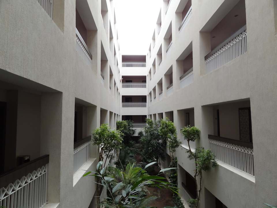 Wewnątrz hotelu Hotel Rosa Beach