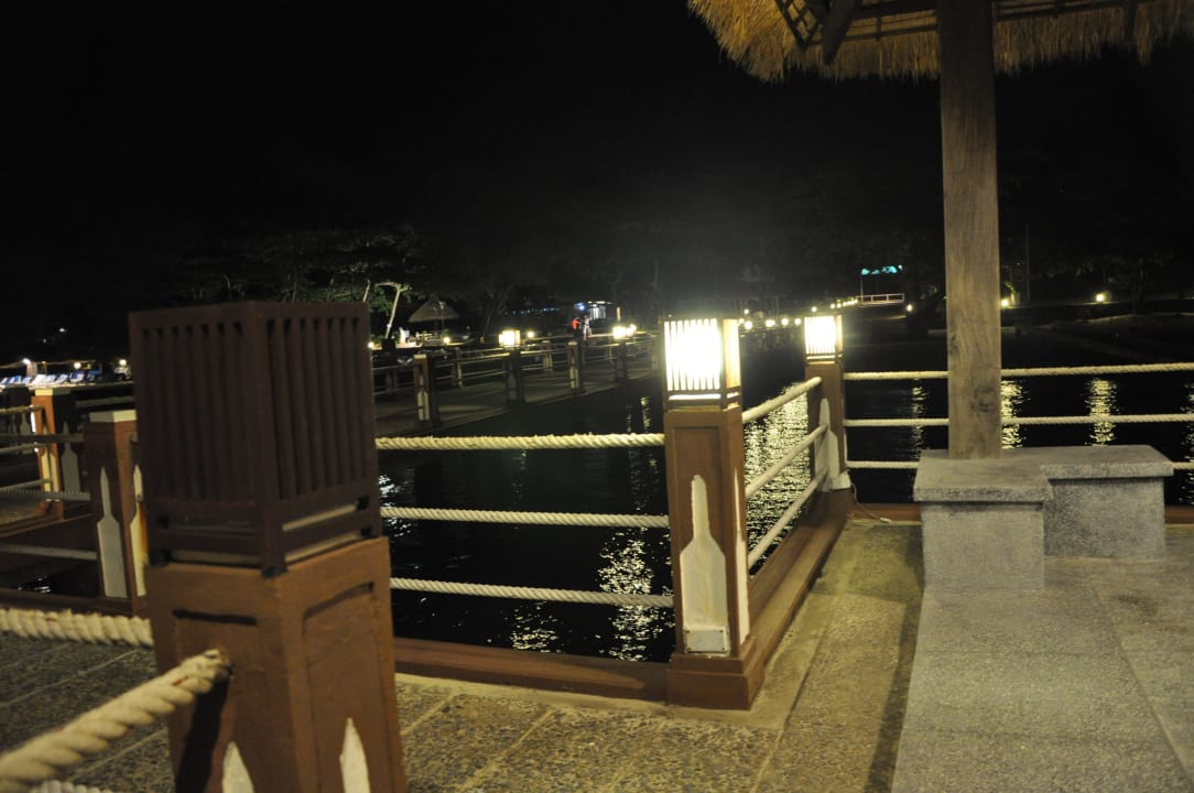 Molo Independence Hotel Resort & Spa