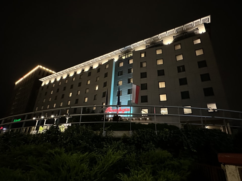 Außenansicht Airport Hotel Okecie