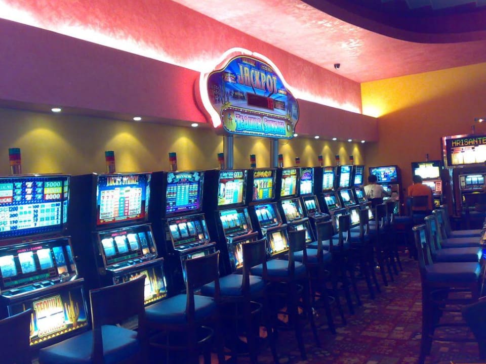 Casino Hotel Hrizantema