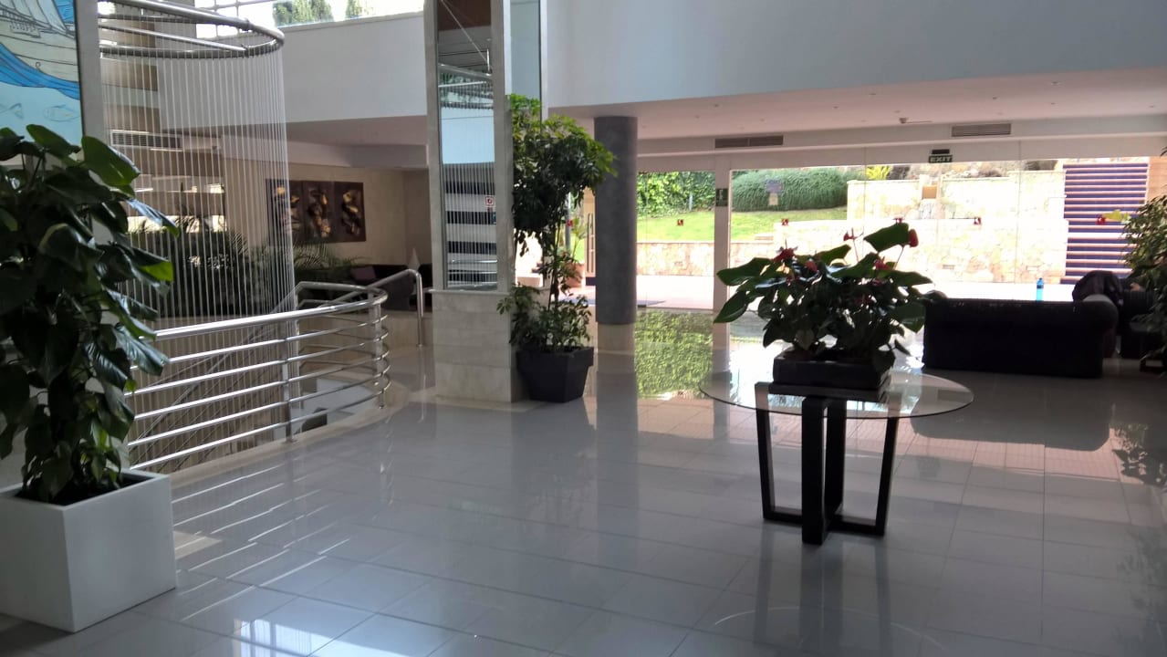 Eingang Hotel Timor