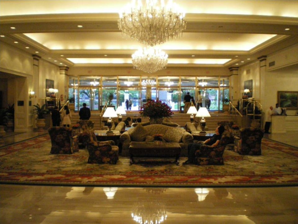 Hotellobby Omni Shoreham Hotel