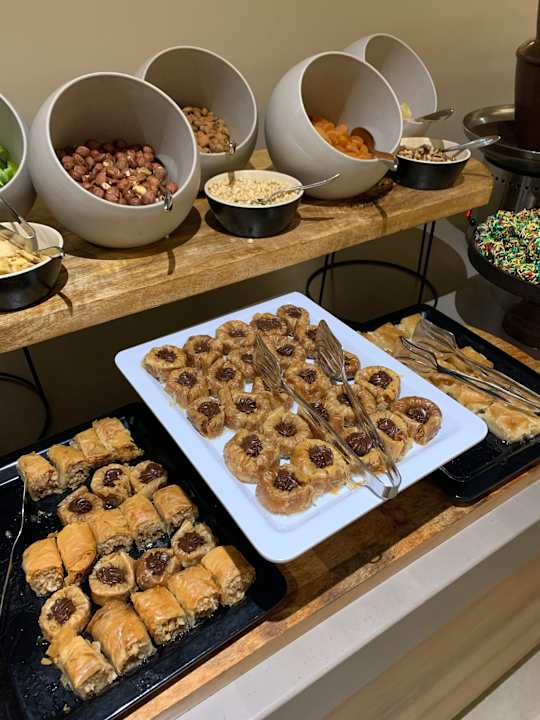 Gastro Ventale Island Breeze Resort