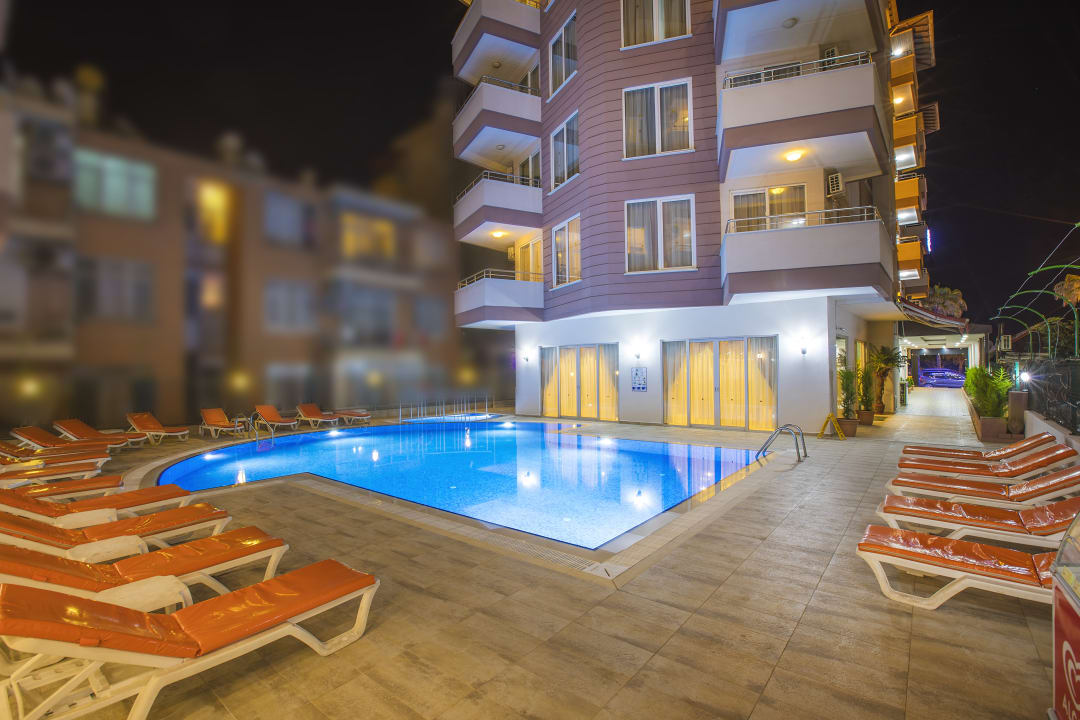 Pool Hawaii Suite Beach Hotel