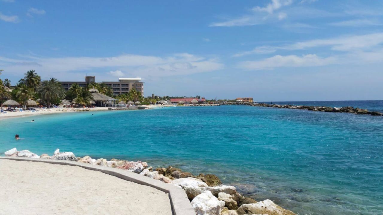 Strand nach links Sunscape Curaçao Resort, Spa & Casino