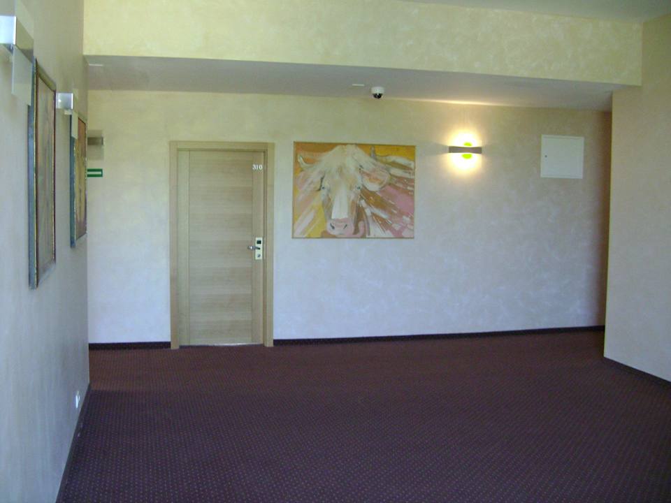 Korytarz 3 piętro Hotel Skalny Spa Bieszczady