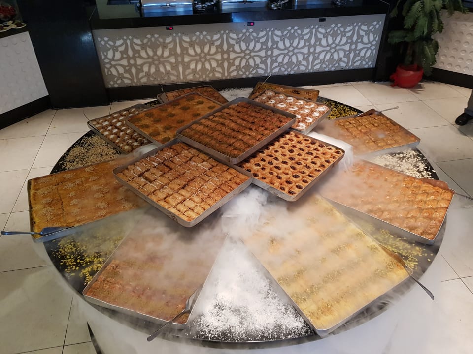 Gastro Well Palace Side