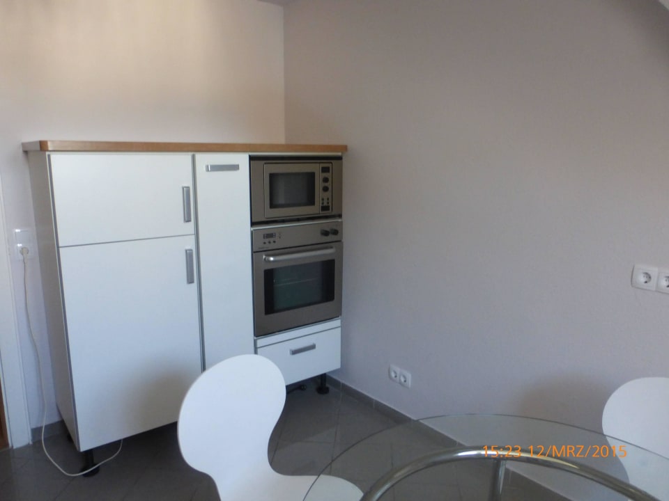 Küche ohne Geschirr Hotel Aurora