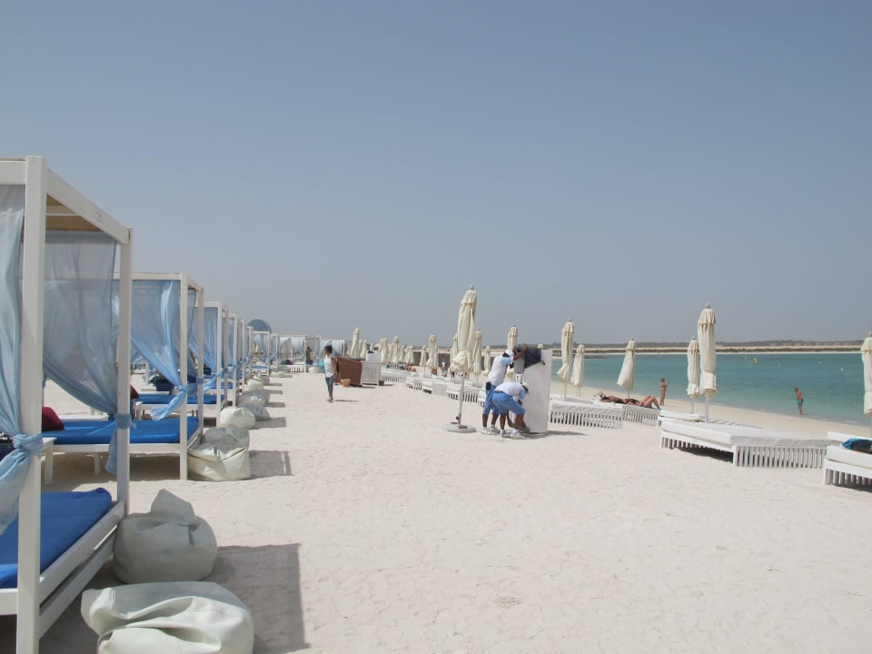 Yas Beach Crowne Plaza Hotel Yas Island
