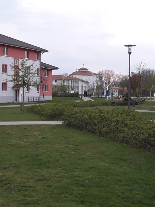 Gartenanlage BEECH Resort Boltenhagen