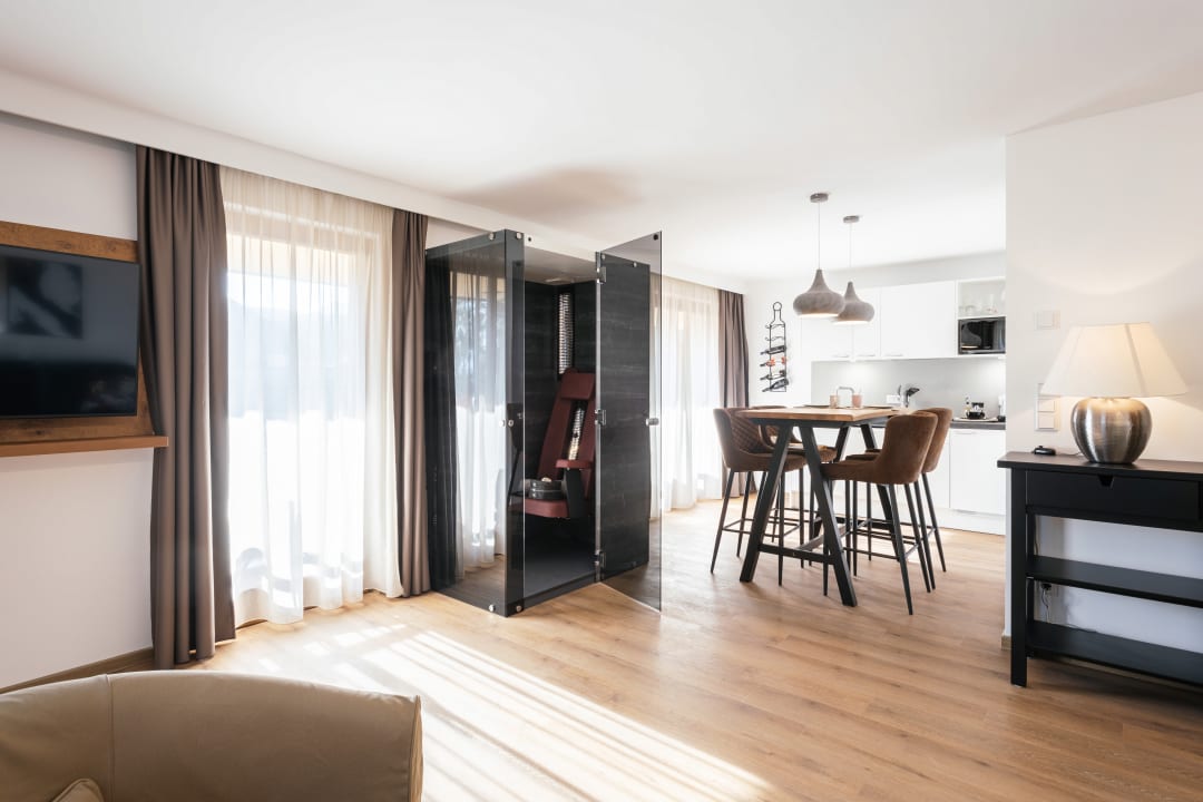 Zimmer Viktorias Home In Room Spa Appartements