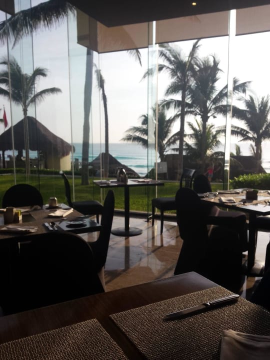 Główna jadalnia Paradisus Cancun