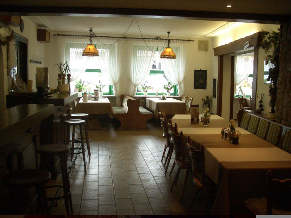 Hauptraum Weinhaus Hotel zum Josefshof