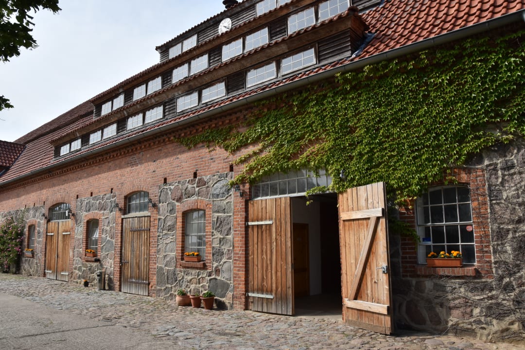 Außenansicht Gutshof Woldzegarten