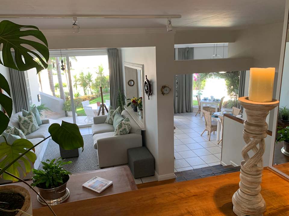 Lobby Guesthouse Ocean Watch