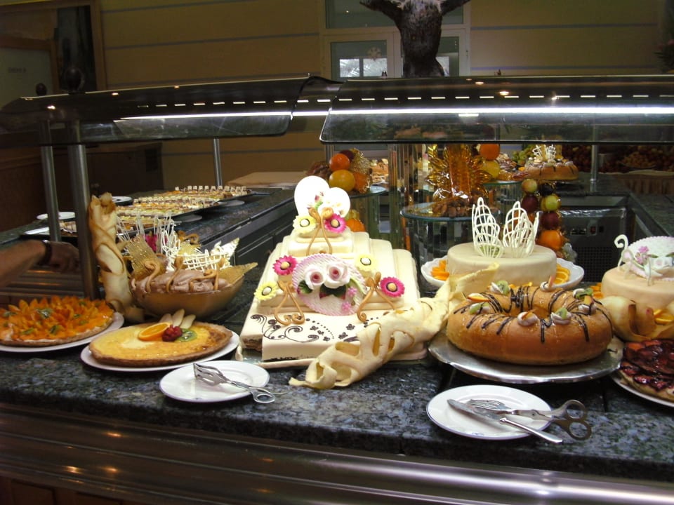 Buffet Hotel El Mouradi Djerba Menzel