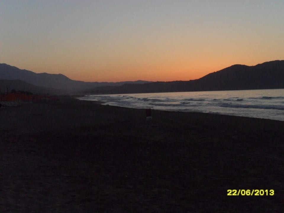 Strnd bei Sonnenuntergang Orpheas Resort - Adults Only