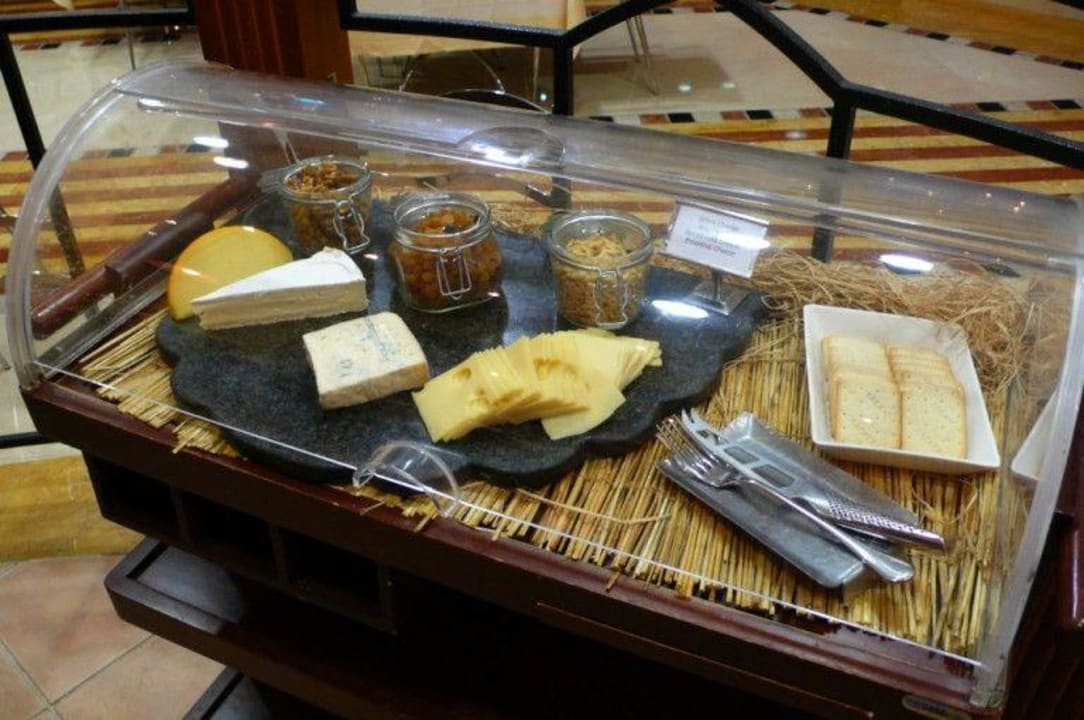 Buffetrestaurant "Waves" Le Meridien Mina Seyahi Beach Resort & Waterpark