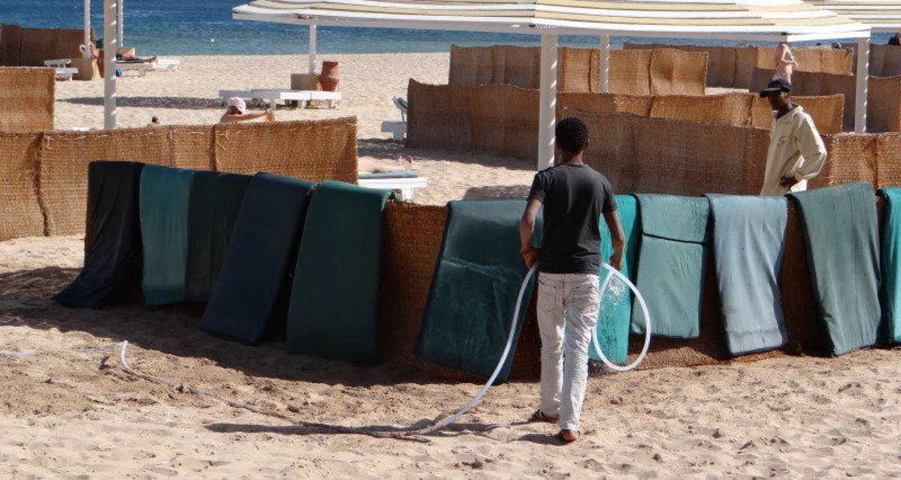 Reinigung Strandliegen Auflage Menaville Safaga