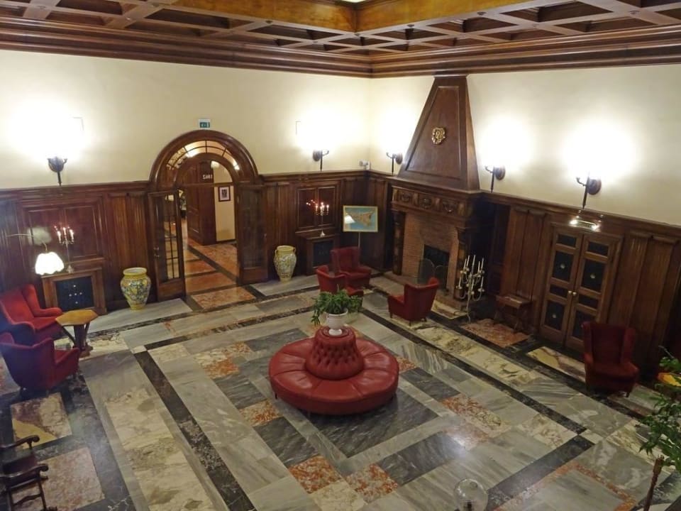 Lobby Villa Politi