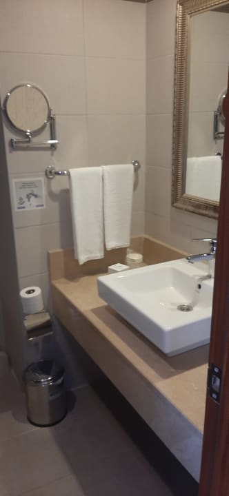 Zimmer Seaden Sea World Resort & Spa