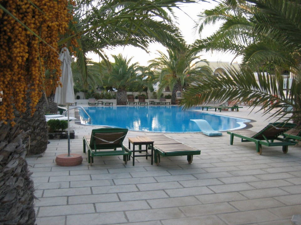 Pool Hotel Strogili