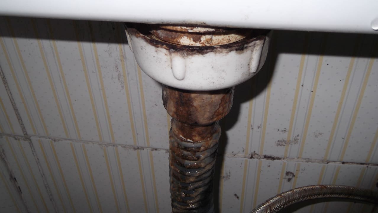Toilette. Ekelhaft Hotel Kleopatra Alis