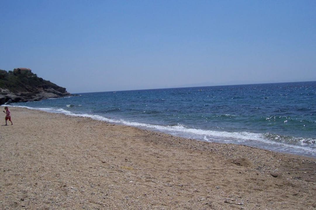 Hotelstrand in der Vorsaison Hotel Grand Efe