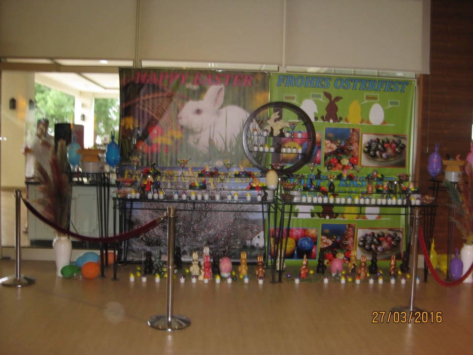 Osterschmuck im Restaurant Paloma Oceana