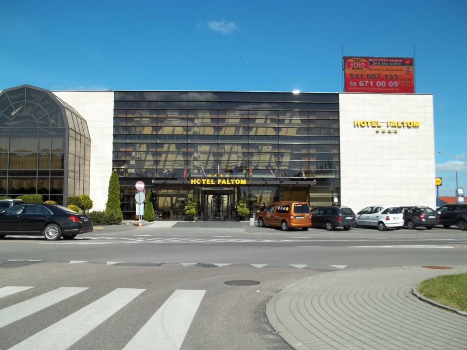 Front Hotel SPA Faltom