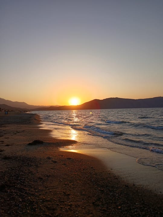 Strand Vantaris Luxury Beach Resort