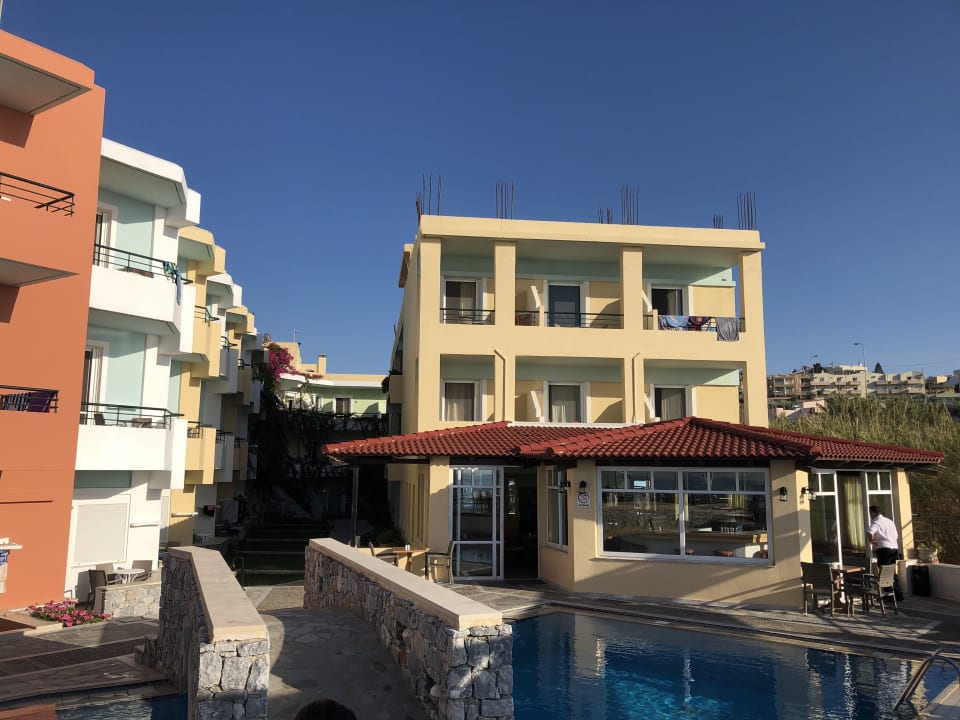 Außenansicht Hotel Dedalos Beach