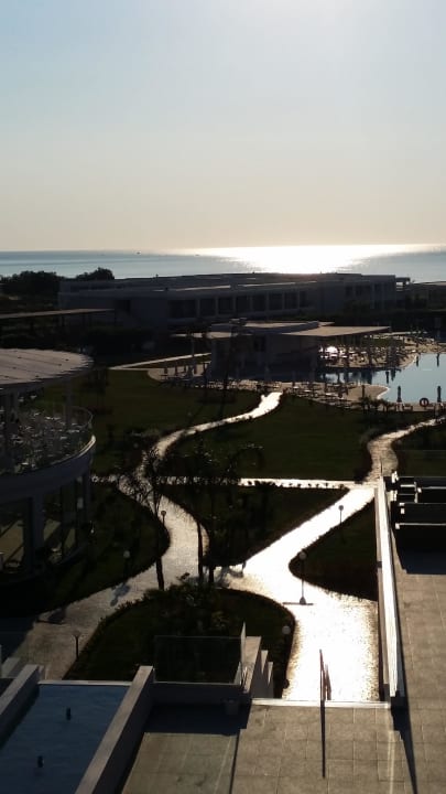 Blick vom Zimmer Hauptgebäude  Asterias Beach Resort