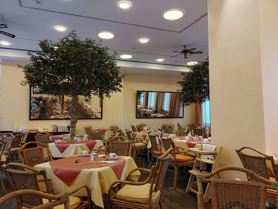 Gastro Hotel Elbflorenz Dresden