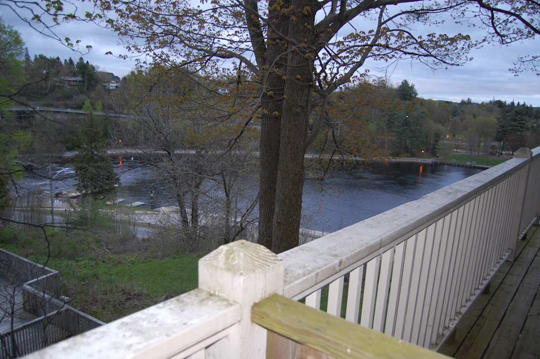 Vom Balkon aus Hotel Inn at the Falls