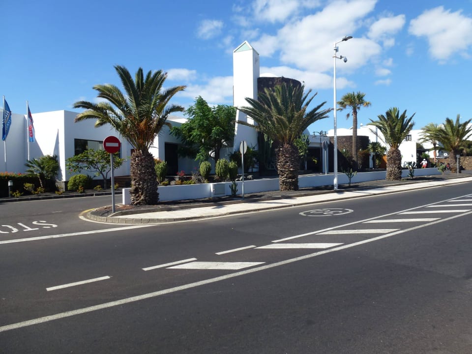 Straßenansicht Hotel allsun App.-Hotel Albatros