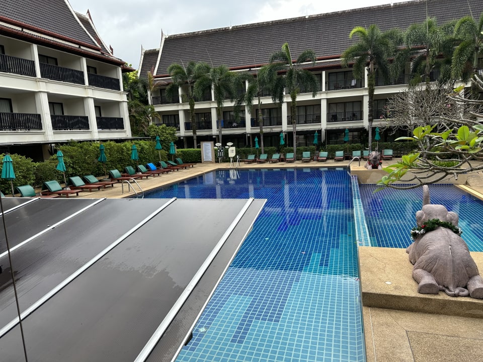 Pool Deevana Patong Resort & Spa