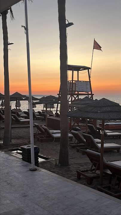 Strand High Beach Resort