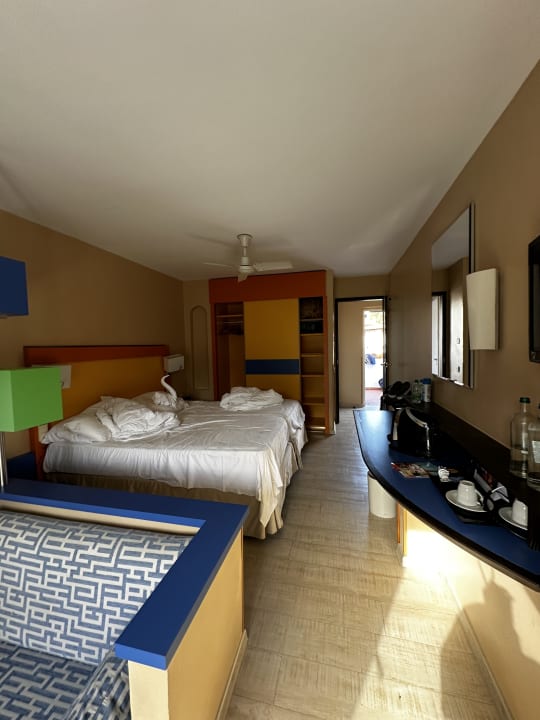 Zimmer ROBINSON ESQUINZO PLAYA