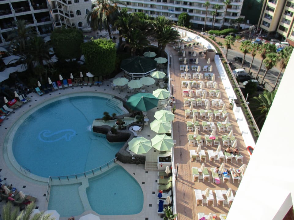 Pool Seaside Hotel Sandy Beach