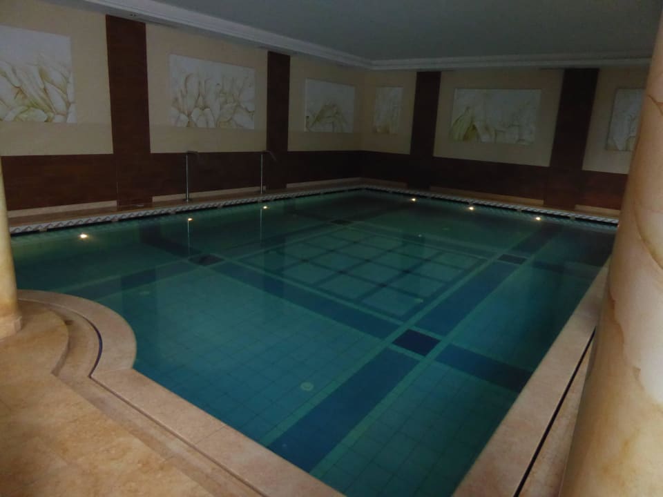 Schwimmbad Paradies Pure Mountain Resort