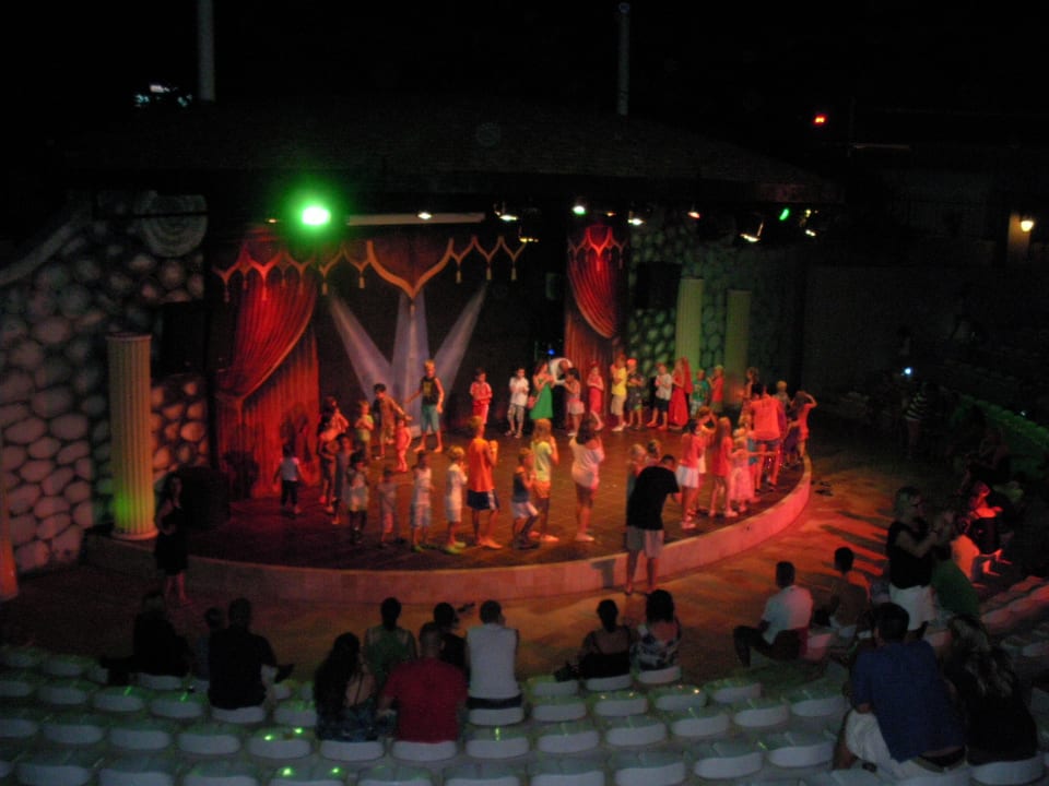 Kids Club Aydinbey Kings Palace & Spa