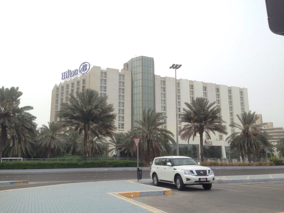 "Außenansicht" Radisson Blu Hotel & Resort Abu Dhabi Corniche (Abu