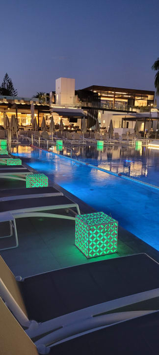 Pool Club Maspalomas Suites & SPA