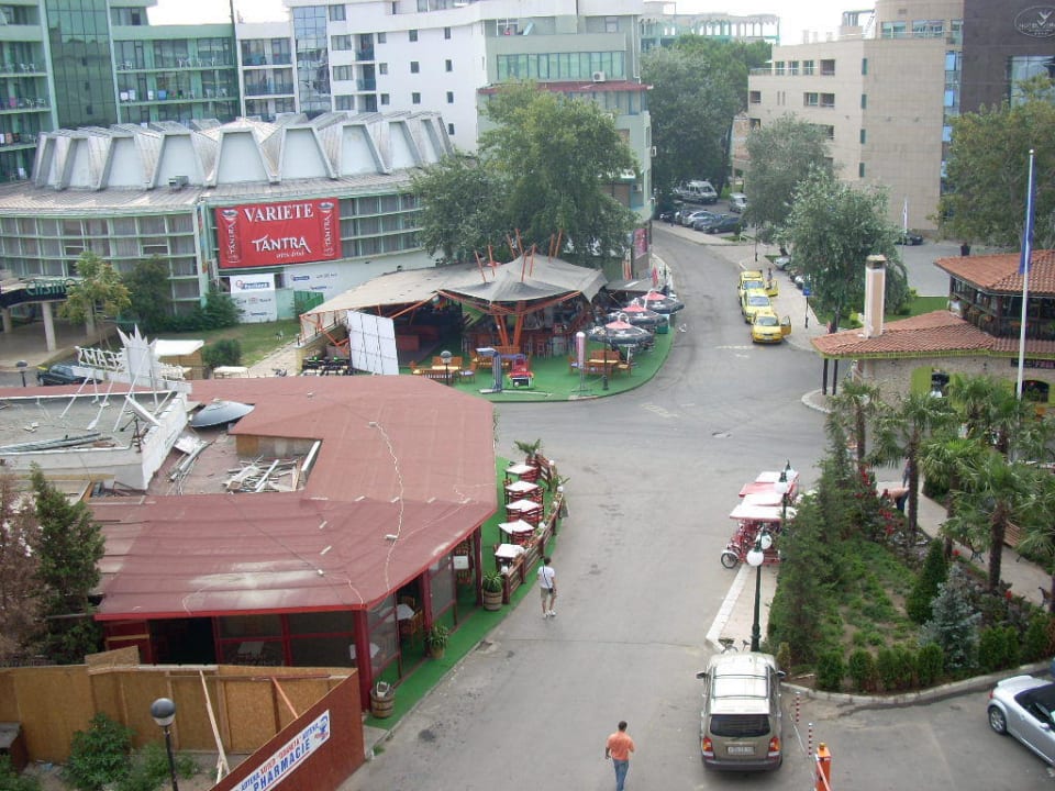 Ausblick vom großen Balkon Hotel Planeta