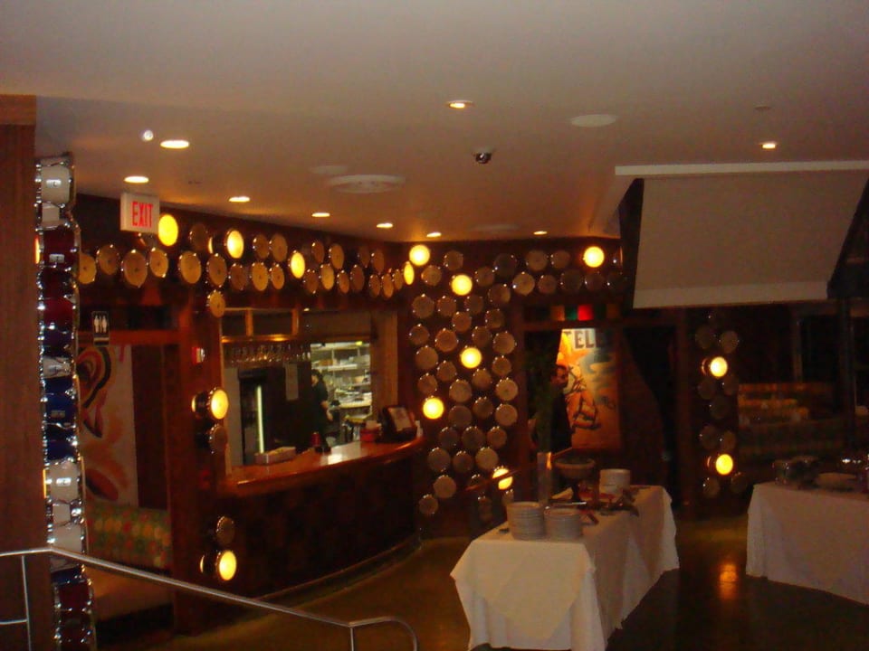 Gotham's Steakhouse Hotel Fontainebleau Miami Beach