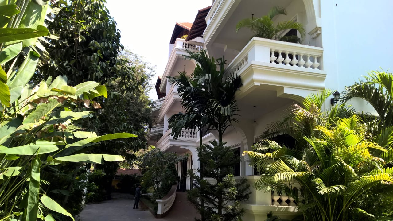 Eingang Chateau d'Angkor La Residence